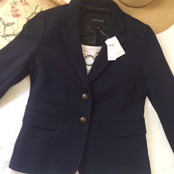 Banana Republic Factory Jackets & Blazers - NWT Banana Republic knit Academy Blazer Navy